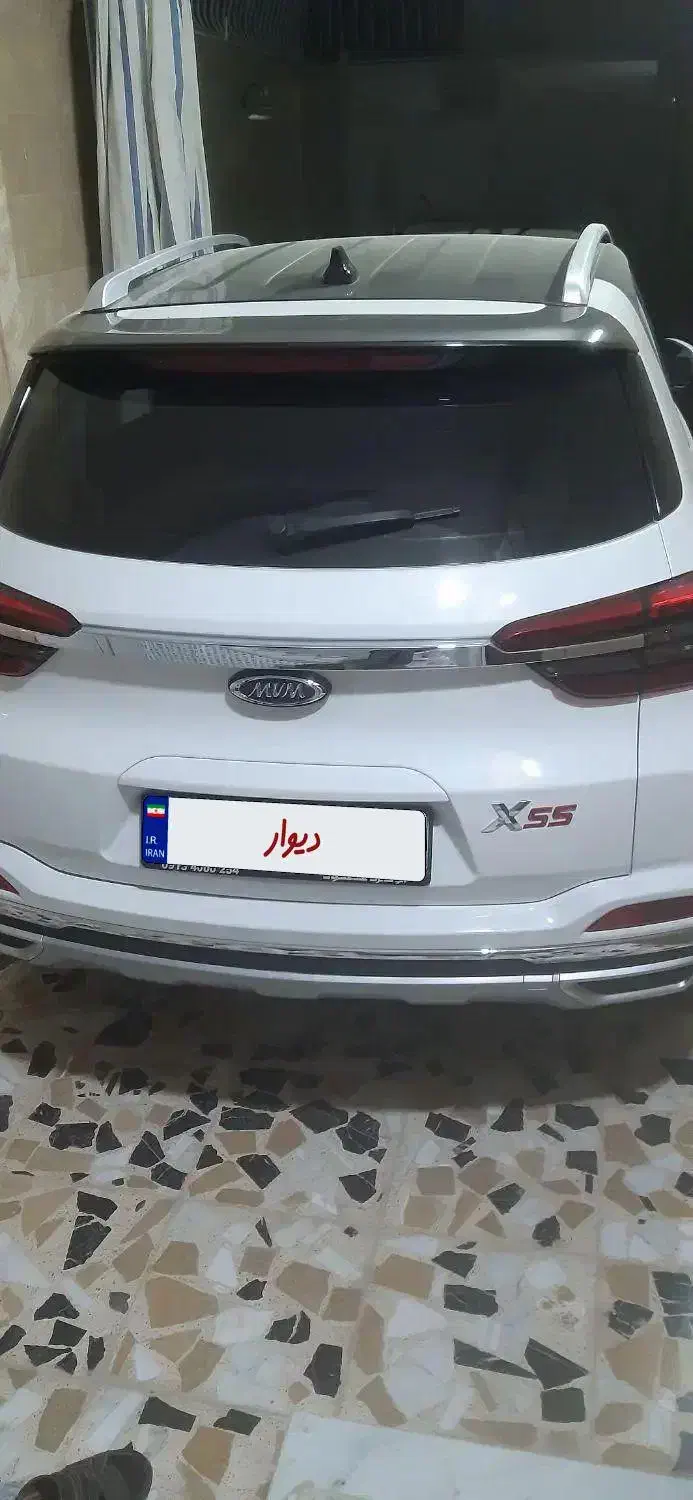 ایکس ۵۵ اسپرت سفید مشکی اکسلنت|خودرو سواری و وانت|برخوار, |دیوار