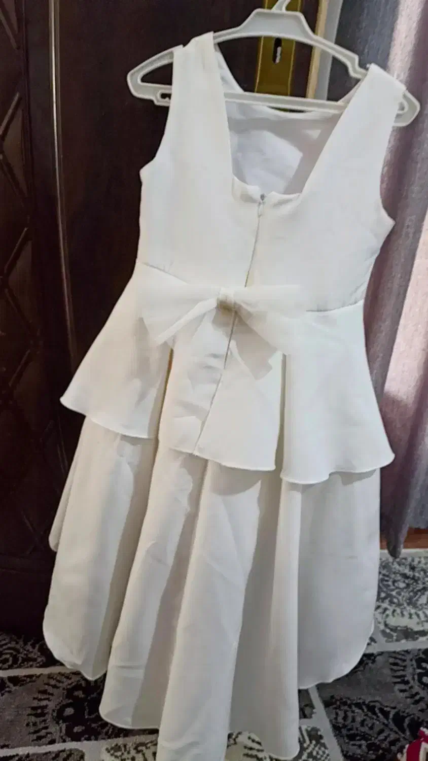 لباس مجلسی|کفش و لباس بچه|خوی, |دیوار