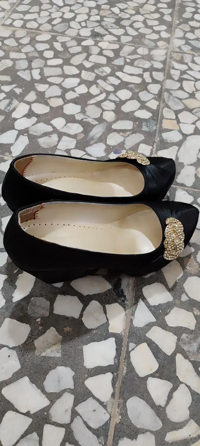 کفش پاشنه دار مجلسی|کیف، کفش، کمربند|لنگرود, |دیوار