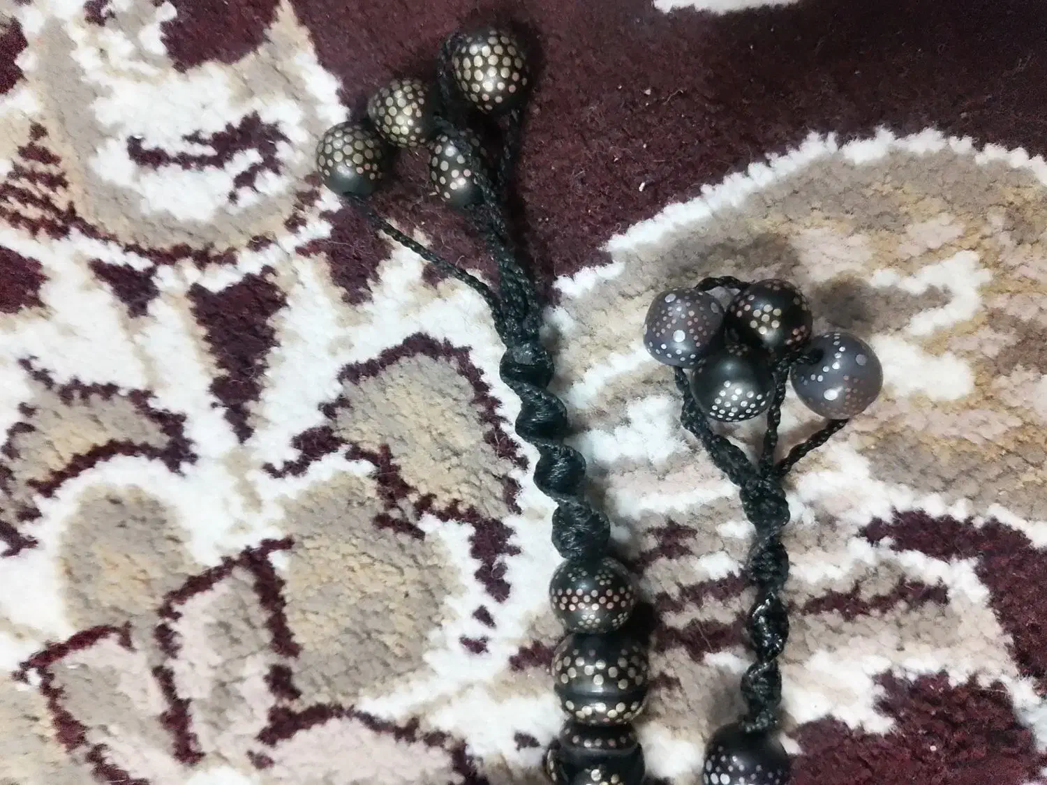 تسبیح|کلکسیون اشیاء عتیقه|چناران, |دیوار