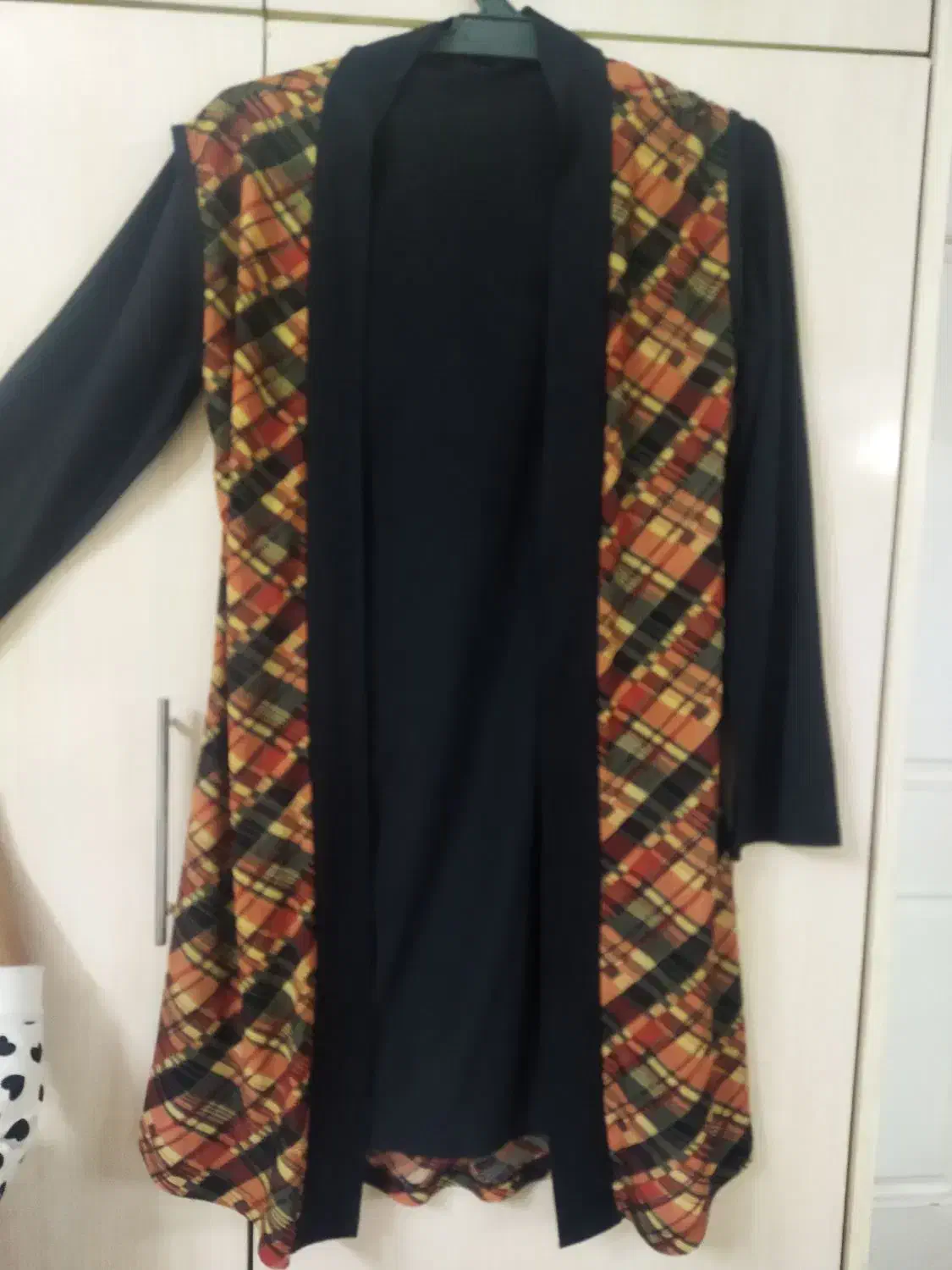 بارونی دخترانه|لباس|مشهد, هفت تیر (نه دره)|دیوار