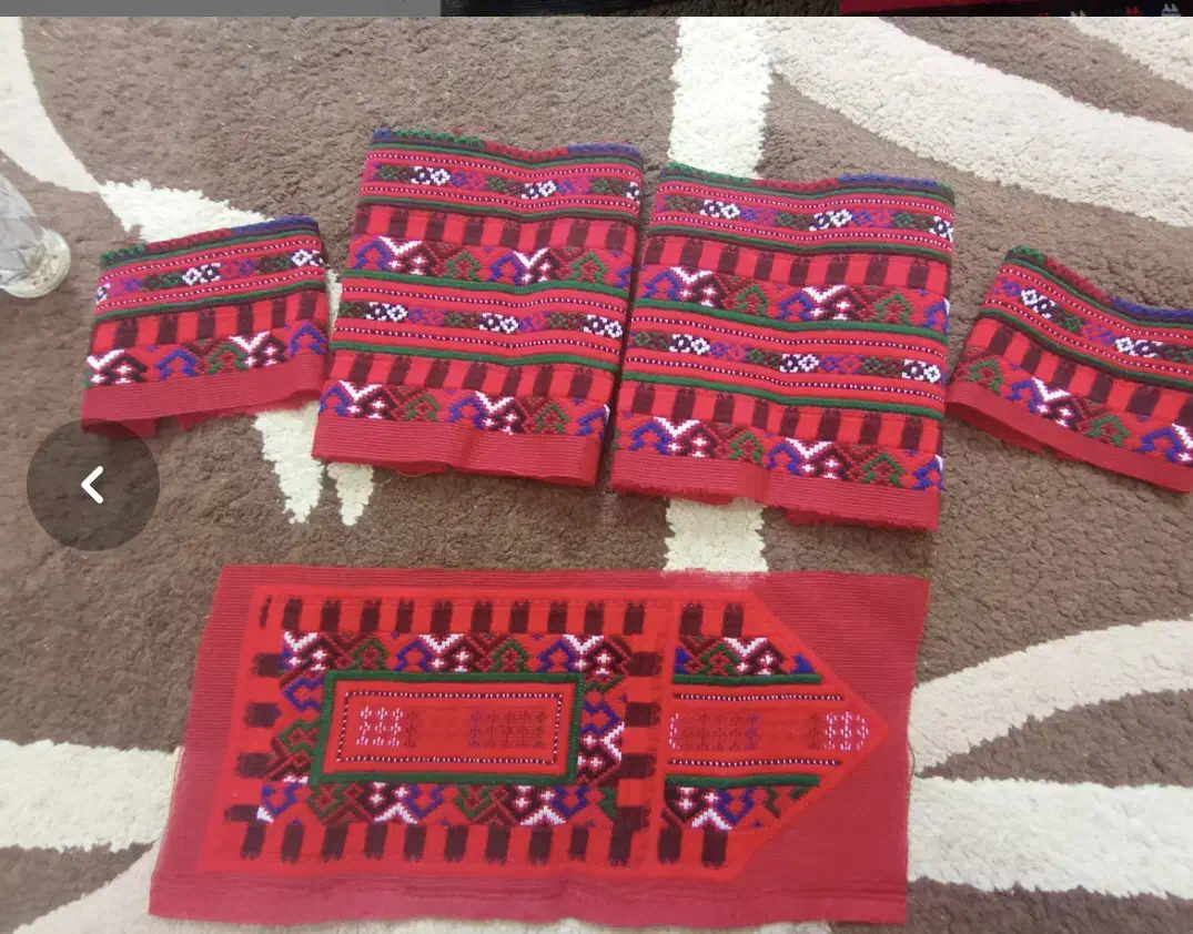 زی استین|لباس|خاش, |دیوار