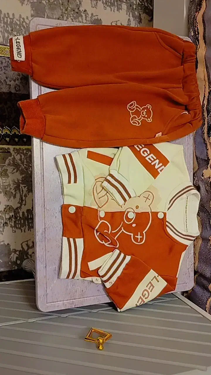 لباس بچگانه|کفش و لباس بچه|رشت, پیرکلاچای|دیوار