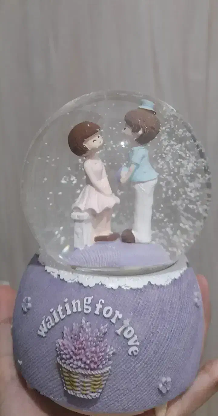 گوی موزیکال عاشقانه|چراغ خواب و آباژور|کرمان, |دیوار