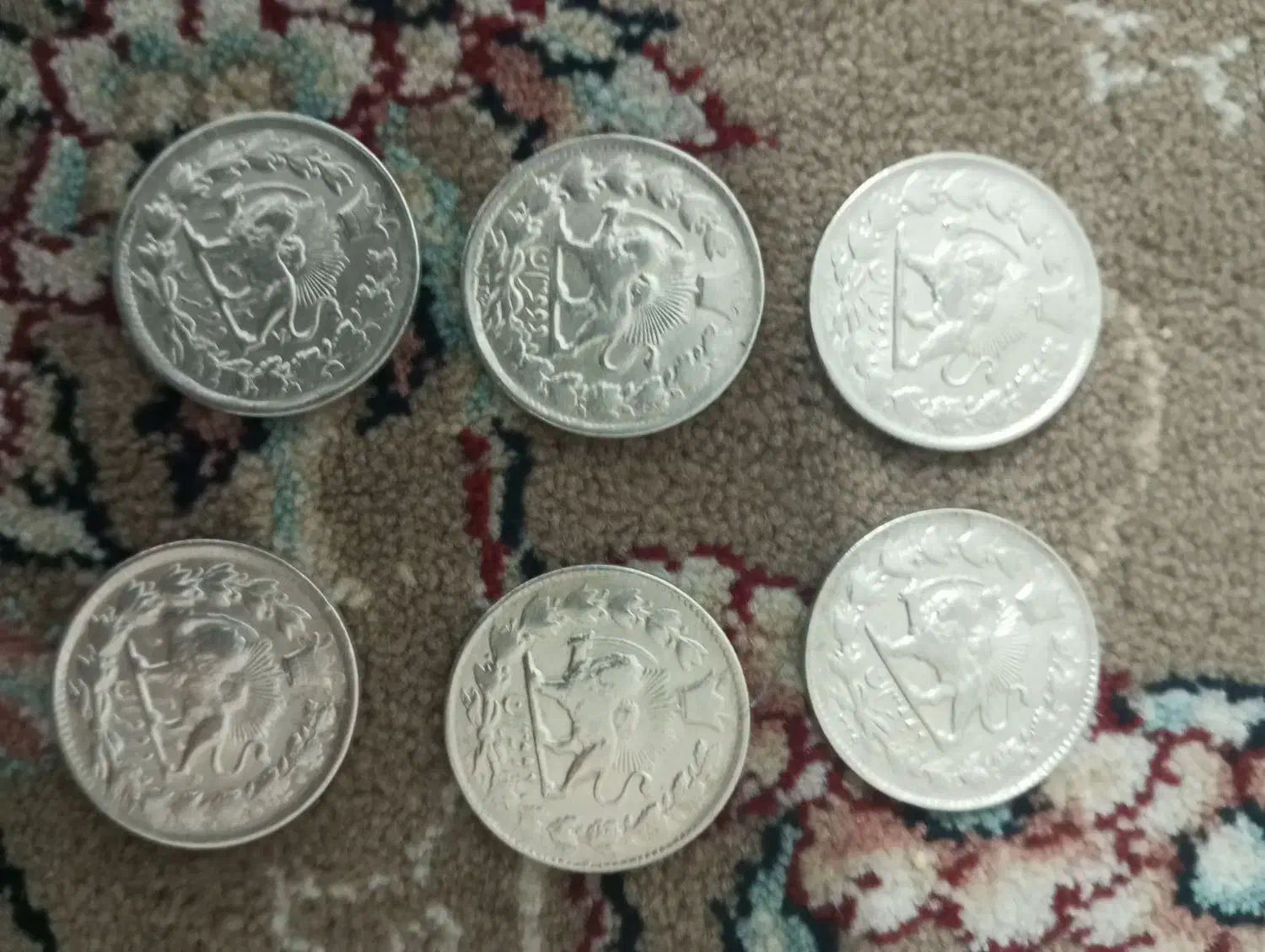 سکه دوران قاجار|کلکسیون اشیاء عتیقه|قروه, |دیوار