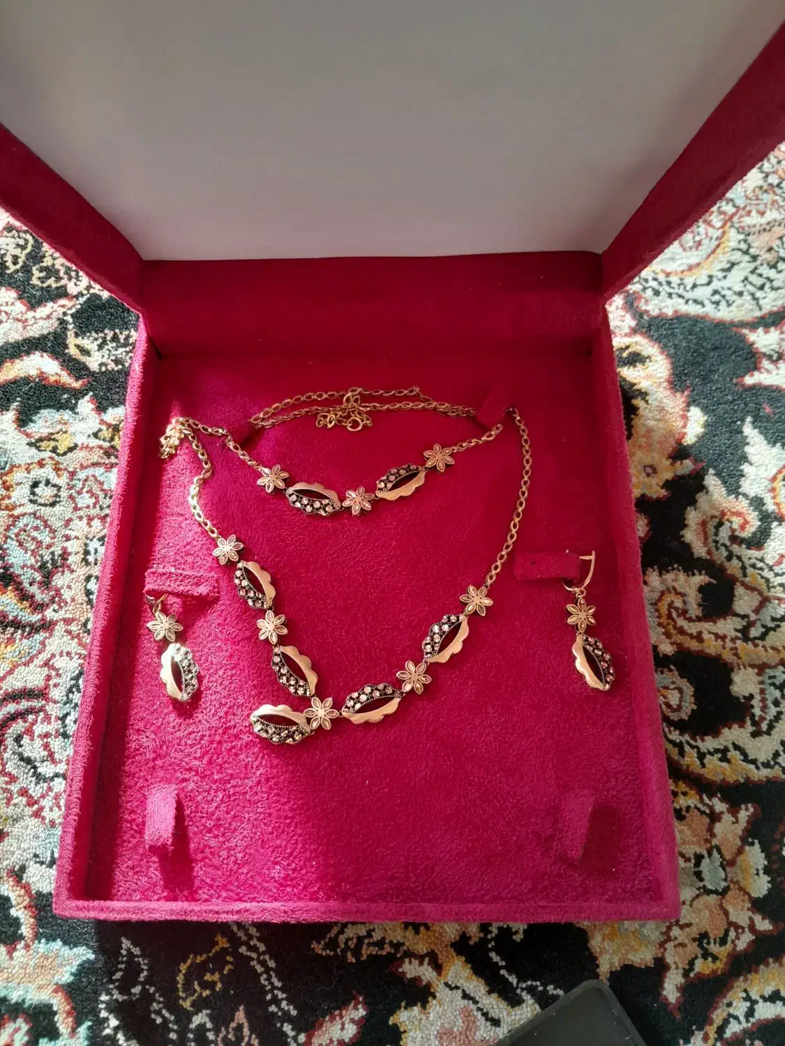 سرویس طلا چندبار کلا استفاده شده|جواهرات|همدان, |دیوار