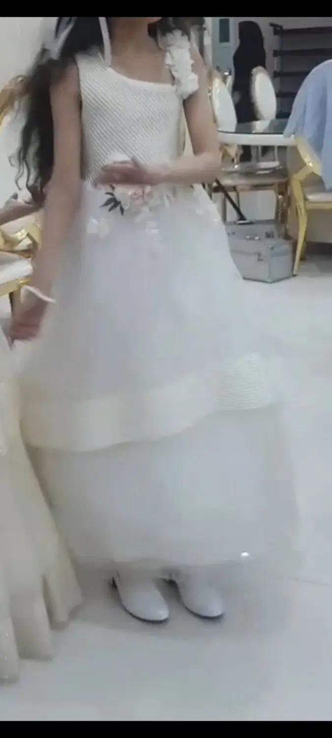 لباس عروس دخترانه همراه تل سر|لباس|اسلامشهر, شهرک واوان|دیوار