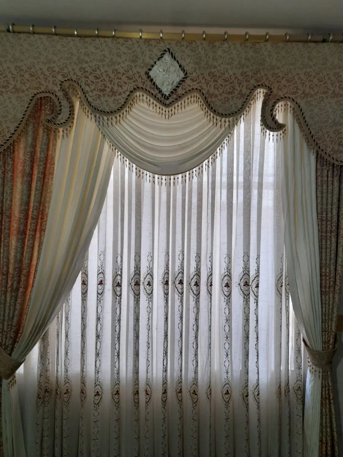 پرده  در حد نو|پرده، رانر، رومیزی|شازند, |دیوار