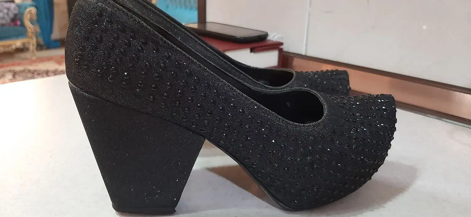 نیم بوت چرم وکفش مجلسی سایز۳۹|کیف، کفش، کمربند|اسلام‌شهر, شهرک مفیدی|دیوار