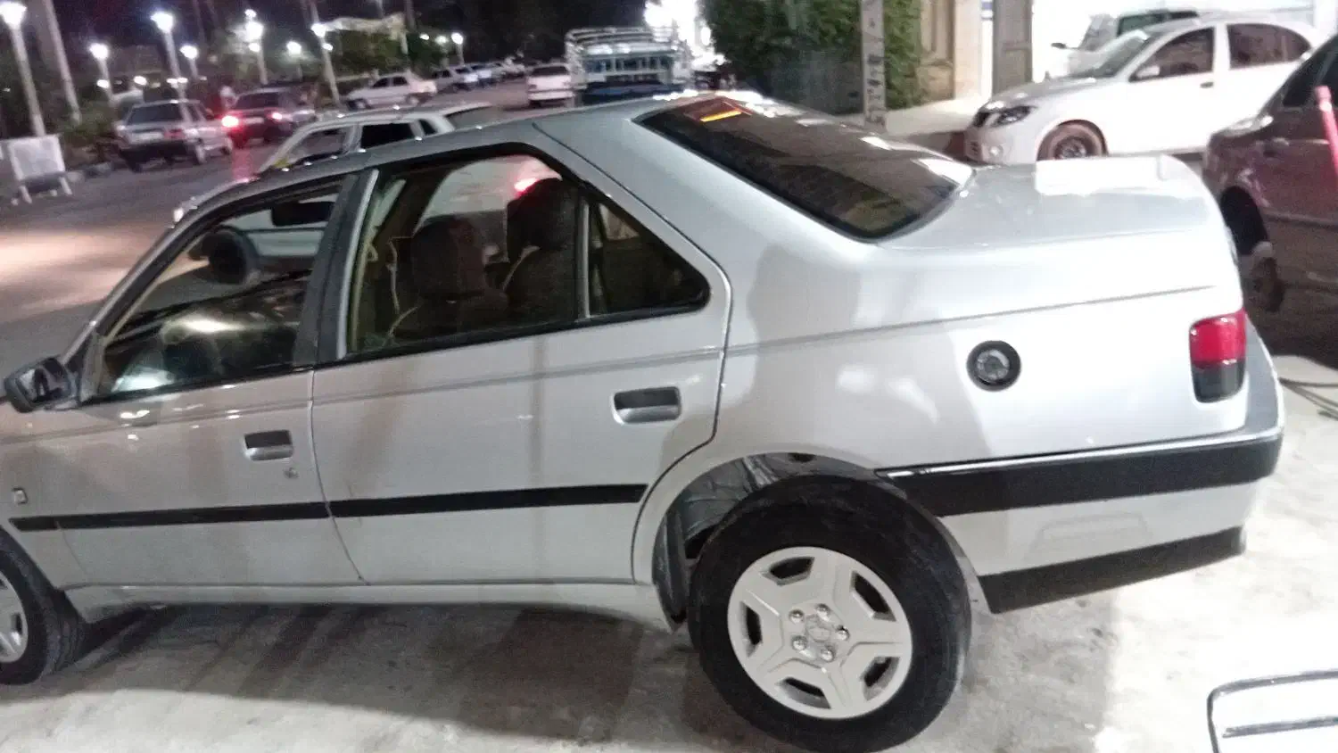 ۴۰۵ دوگانه فابریک مدل ۹۸|خودرو سواری و وانت|امیدیه, |دیوار