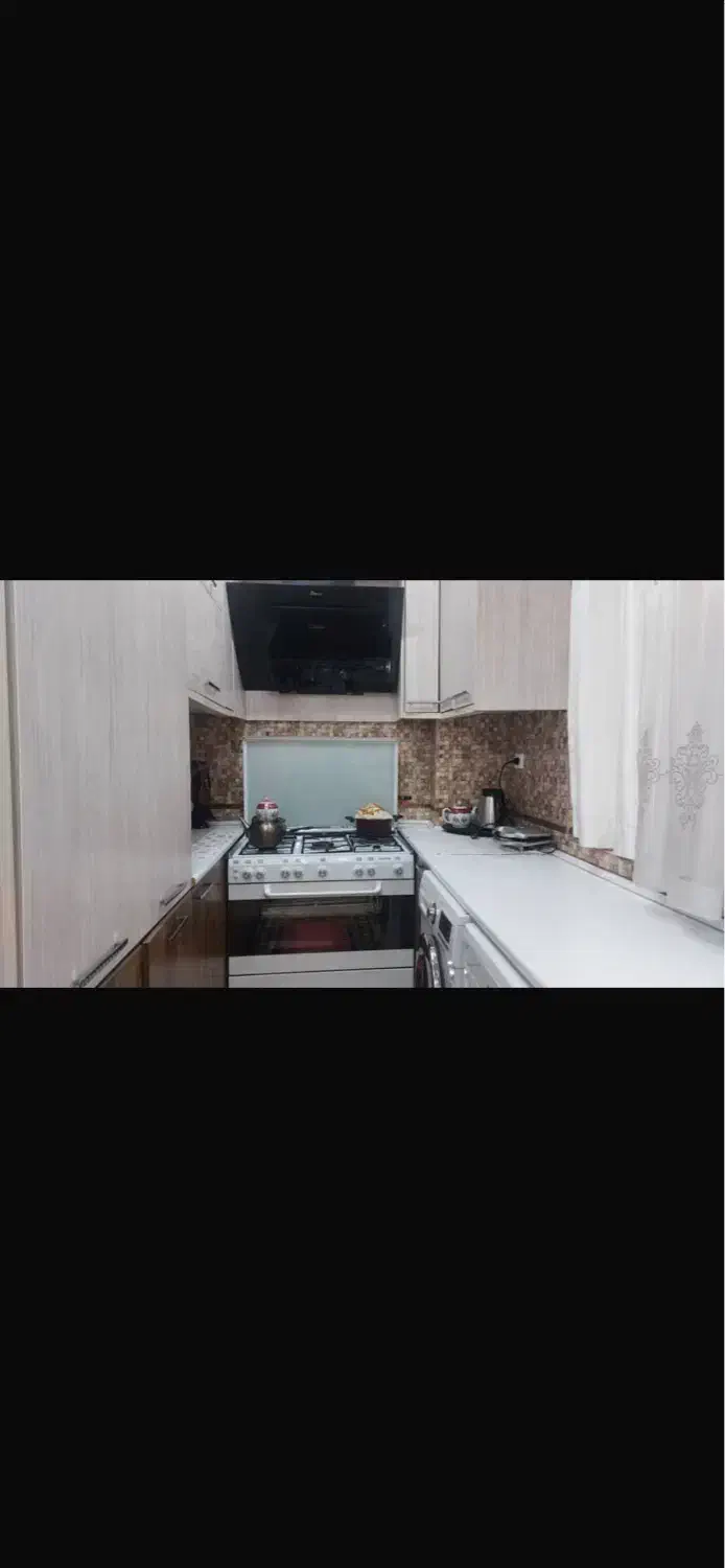 آپارتمان ۷۳متری در پرستار