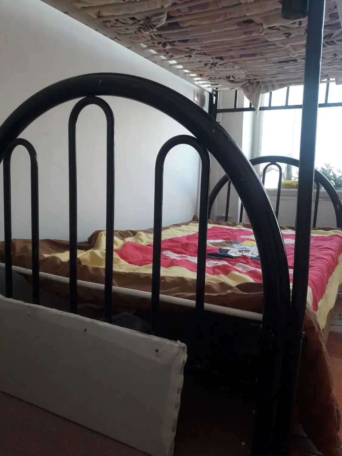 تخت دو طبقه|تخت و سرویس خواب|اصفهان, گلزار|دیوار