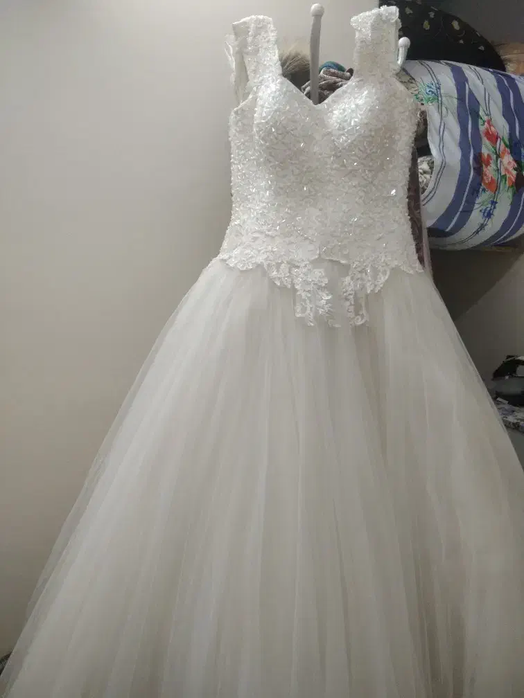 لباس عروس|لباس|شهرضا, |دیوار