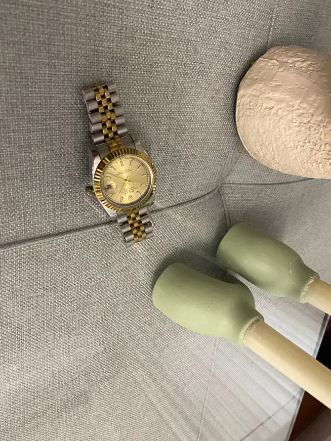 ساعت رولکس|ساعت|رشت, معلم|دیوار