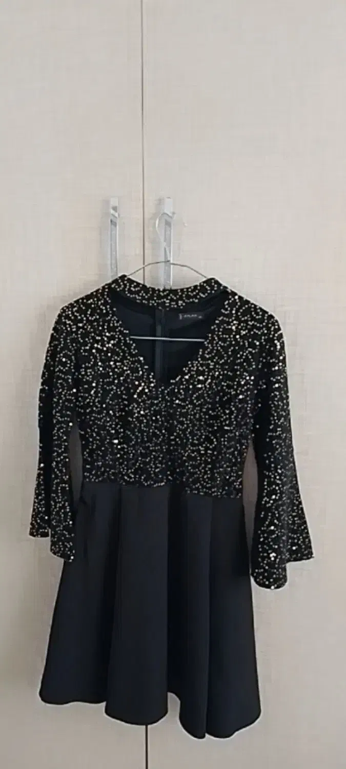 لباس مجلسی|لباس|سبزوار, علمدار|دیوار