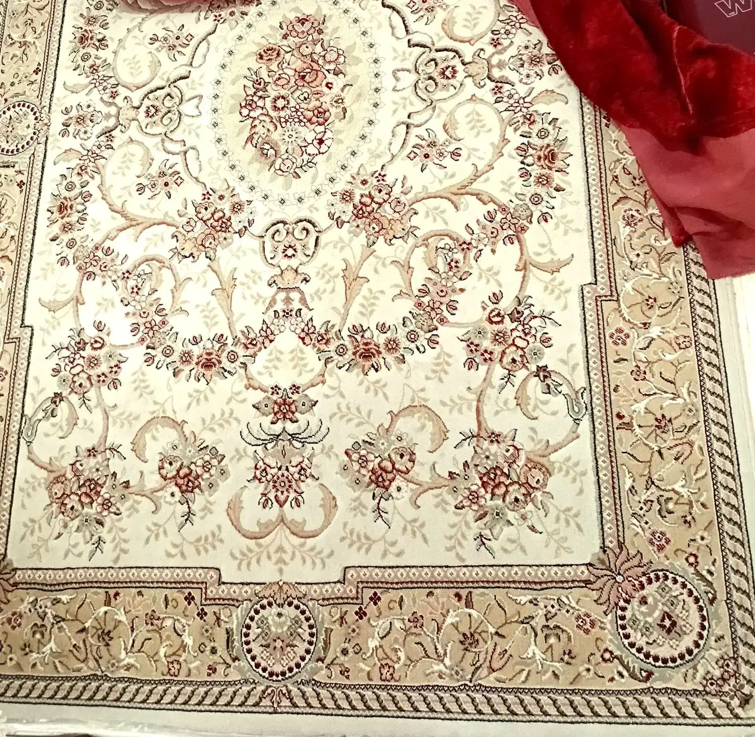 دوتخته فرش|فرش|رشت, گلسار|دیوار