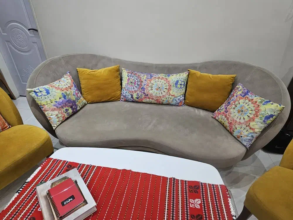 مبل ۵ نفره راحتی|مبلمان خانگی و میز عسلی|تهران, تهرانسر شمالی|دیوار