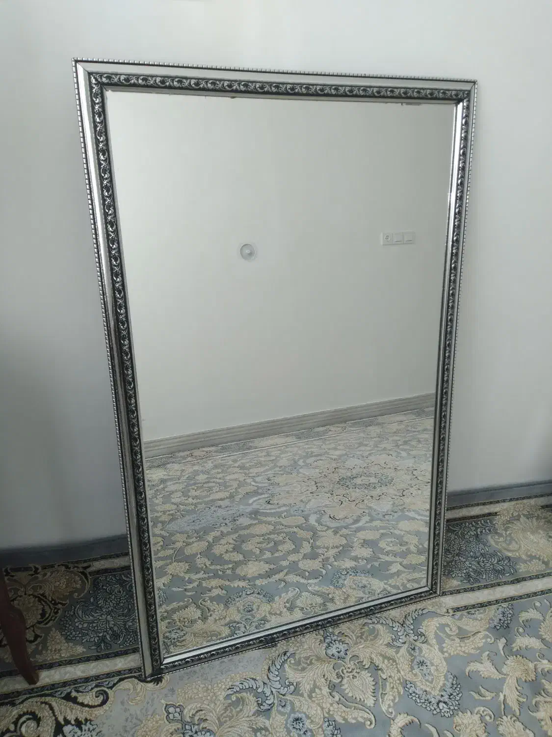 اینه|آینه|قوچان, |دیوار