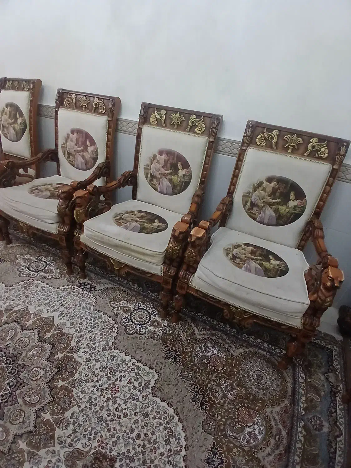 یه دست مبل ده نفر دوتا میز عسلی|مبلمان خانگی و میز عسلی|مشکین‌دشت, |دیوار