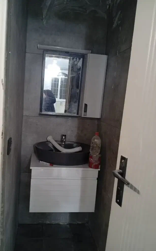 ۷۰متر/طبقه‌همکف باپارکینگ/فول‌بازسازی/چهارباغ‌غربی