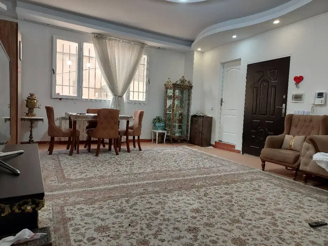 رهن ۸۰ متر تراورتن طبقه ۱ با پارکینگ فاز یک اندیشه|اجارهٔ آپارتمان|اندیشه, اندیشه فاز ۱|دیوار