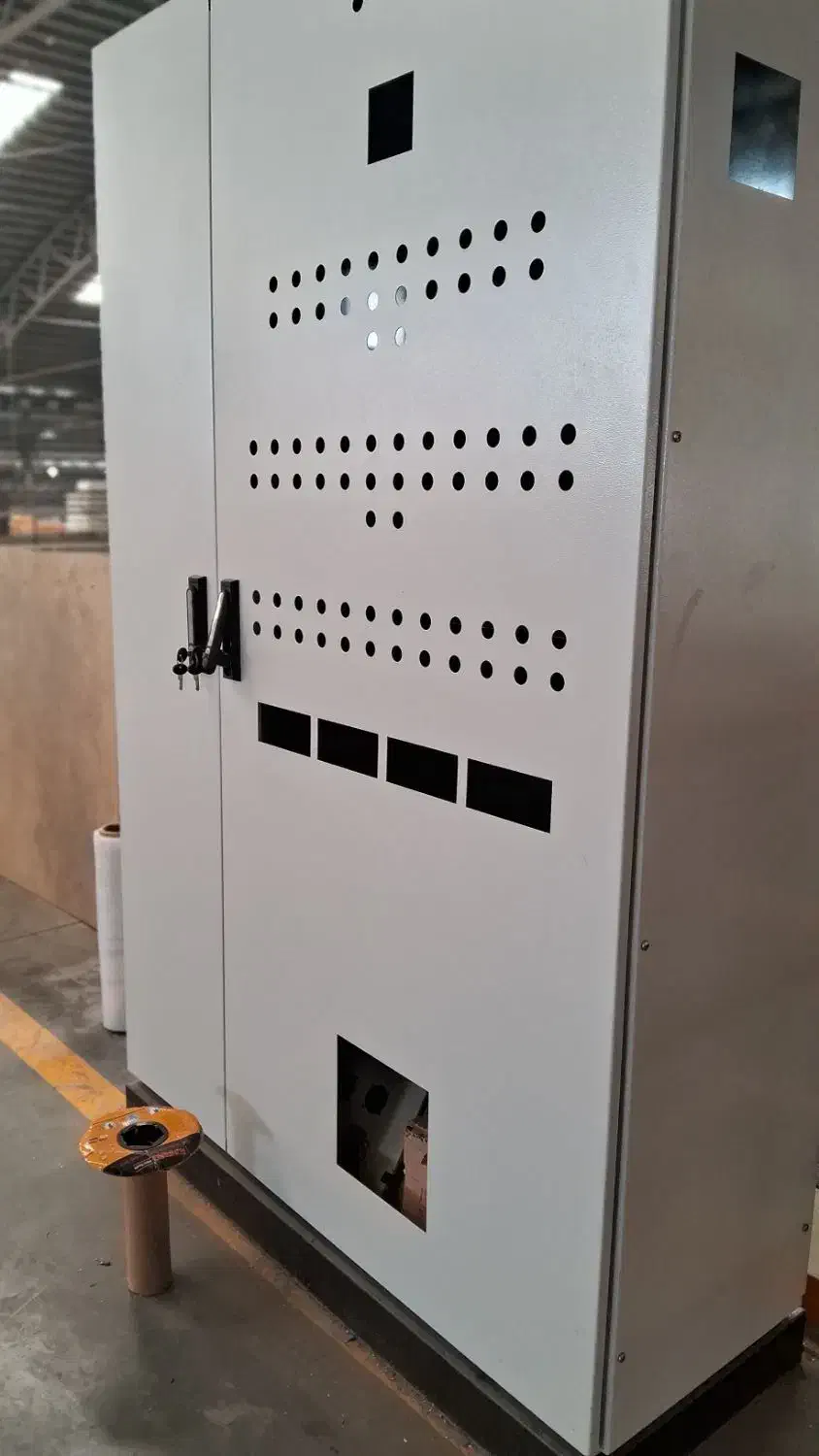 تابلو برق صنعتی، کشاورزی، دامداری و مرغداری|خدمات پیشه و مهارت|صفادشت, |دیوار