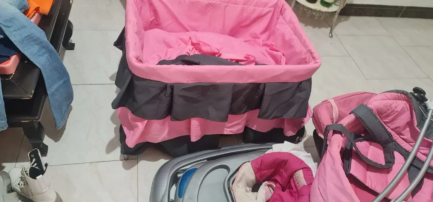 لوازم سیسمونی دخترانه|اسباب و اثاث بچه|ارومیه, |دیوار