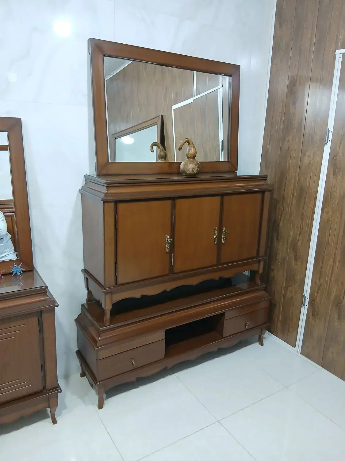 ست آینه و کنسول مدل پیانوی|بوفه، ویترین، کنسول|اراک, |دیوار