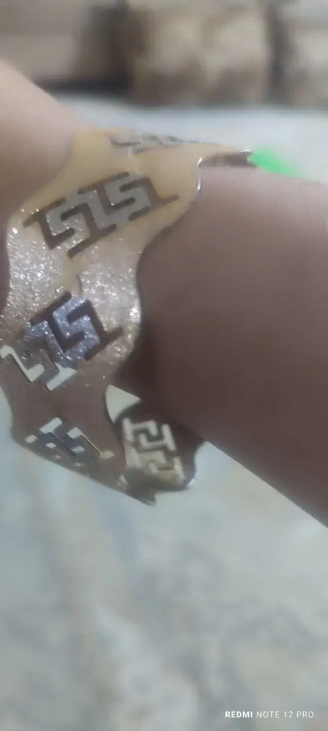 النگو|بدلیجات|سبزوار, هویزه|دیوار