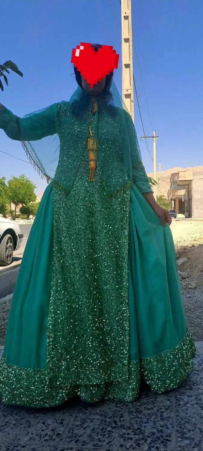 با سلام خدمت همشهریان عزیز چند دست لباس در حد نو|لباس|کازرون, |دیوار