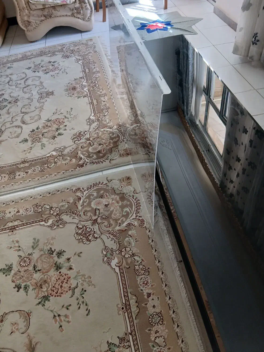 محافظ صحفه تلویزیون ۵۵ اینج اصلی|تلویزیون و پروژکتور|سنندج, |دیوار