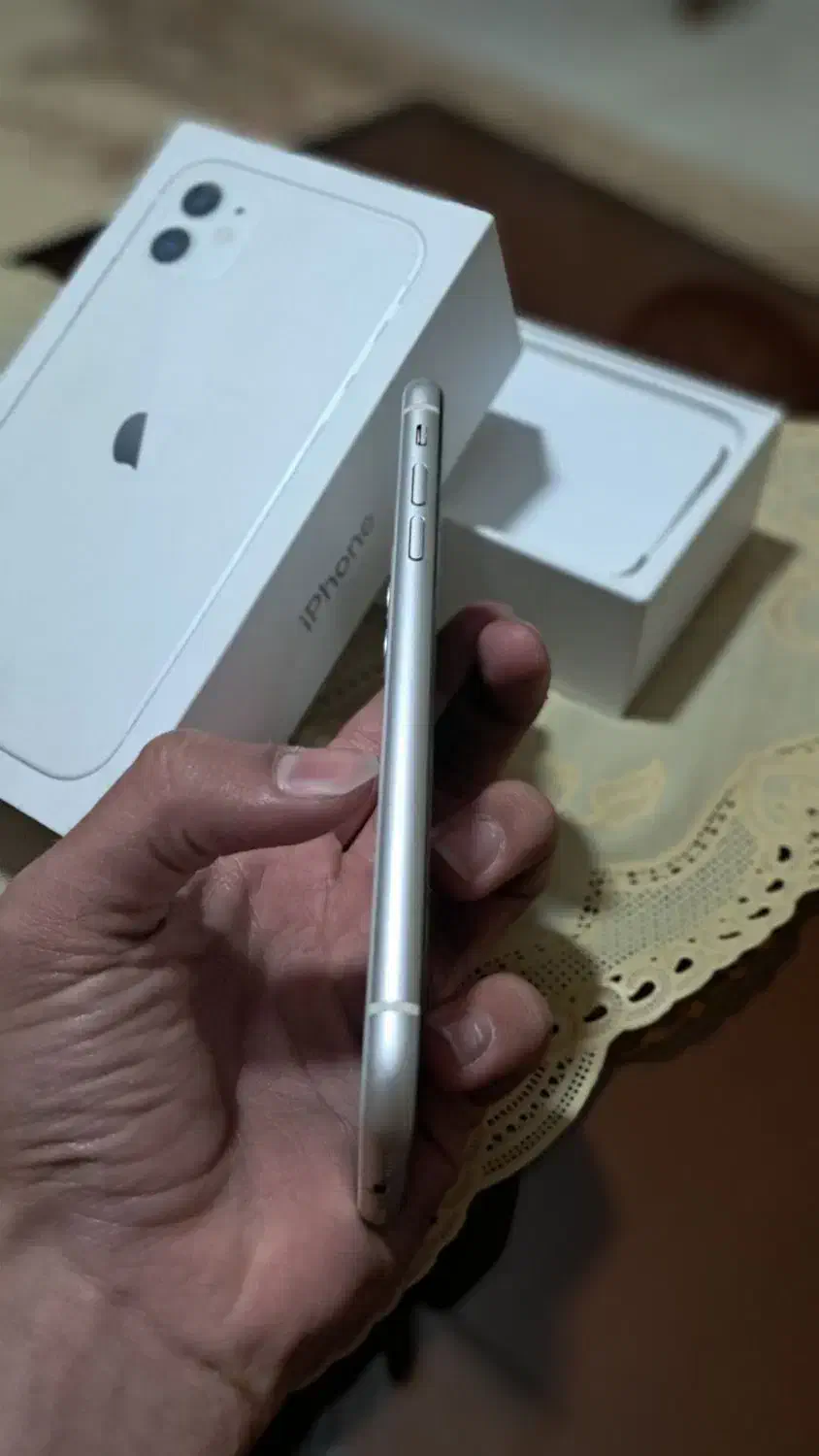 iphone 11 پک اصلی 64 gig|موبایل|تهران, ابوذر|دیوار