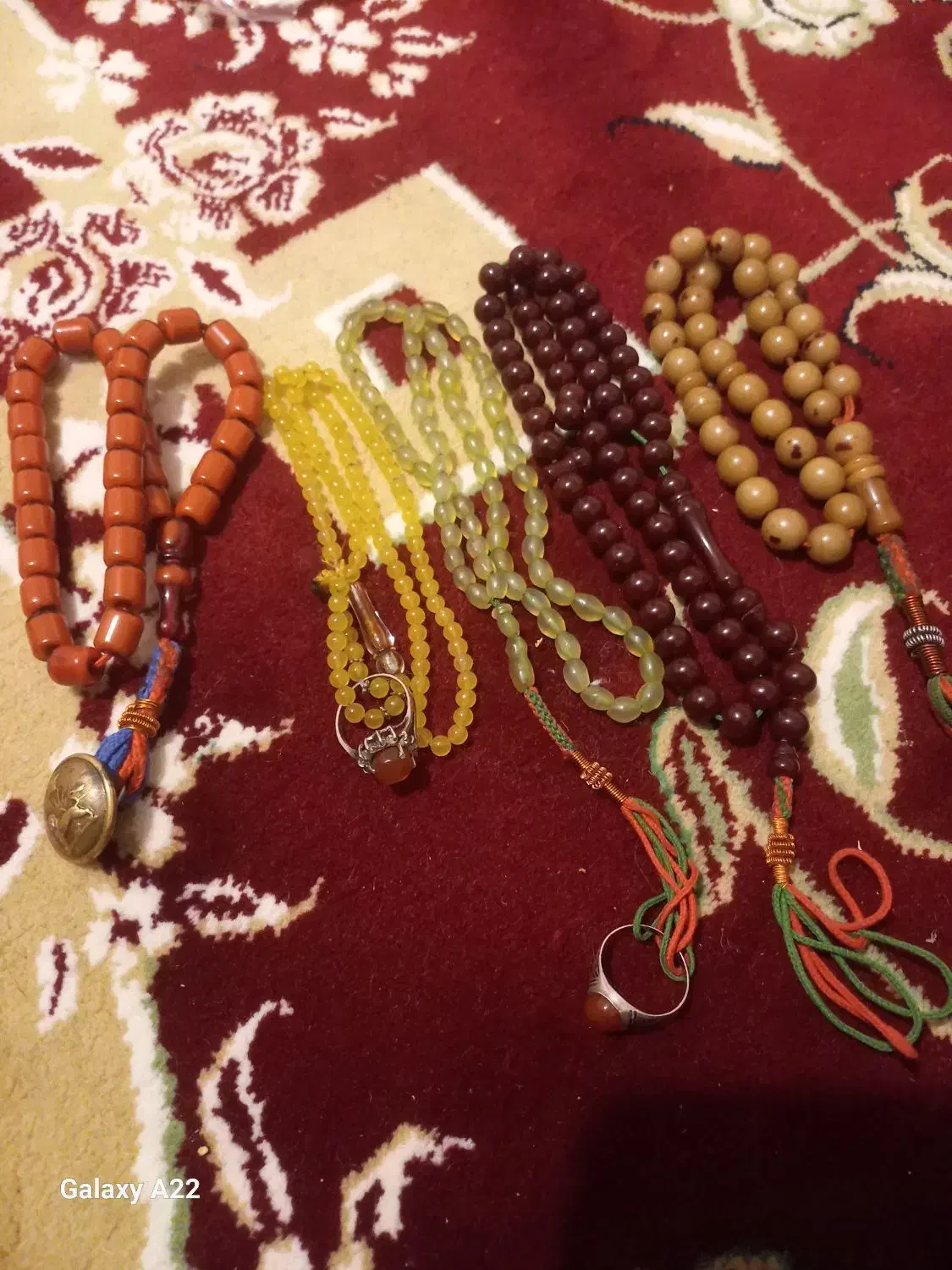 تسبیح و انگشتر|جواهرات|اراک, |دیوار