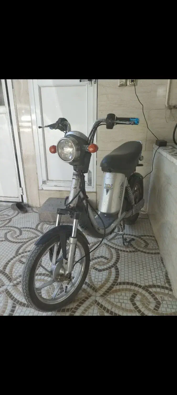 موتور برقی|دوچرخه، اسکیت، اسکوتر|خرم‌آباد, |دیوار