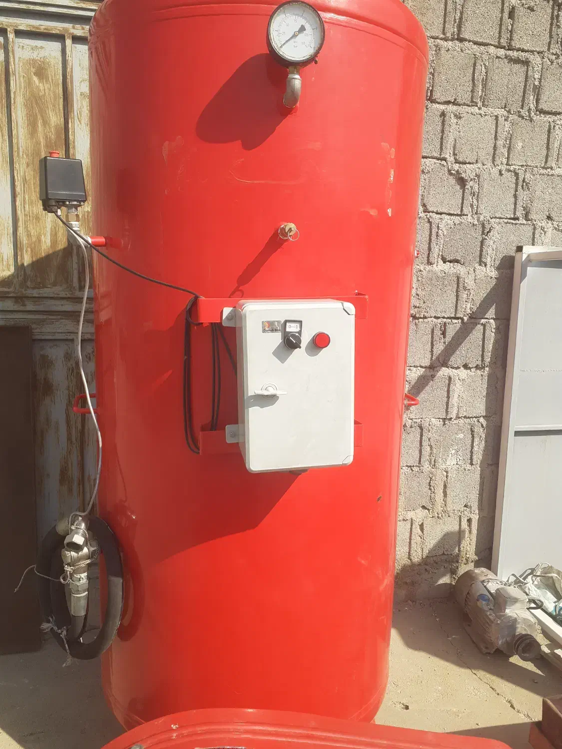 پمپ باد ۱۰۰۰ لیتری|ابزارآلات|جهرم, |دیوار