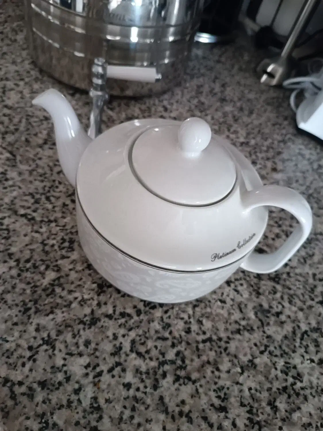 سماور و قوری|قوری، کتری، قهوه‌ساز دستی|بیضا, |دیوار