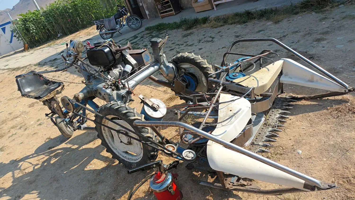 تیلر گندم چین ۳چرخ فابریک اصل ایتالیایی بافه بند|ماشین‌آلات صنعتی|فریدونشهر, |دیوار