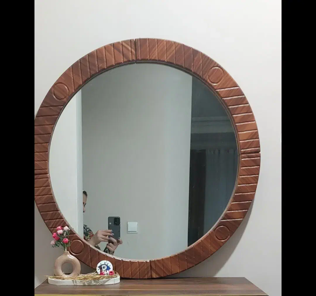 آیینه گرد|آینه|لاهیجان, گلستان|دیوار