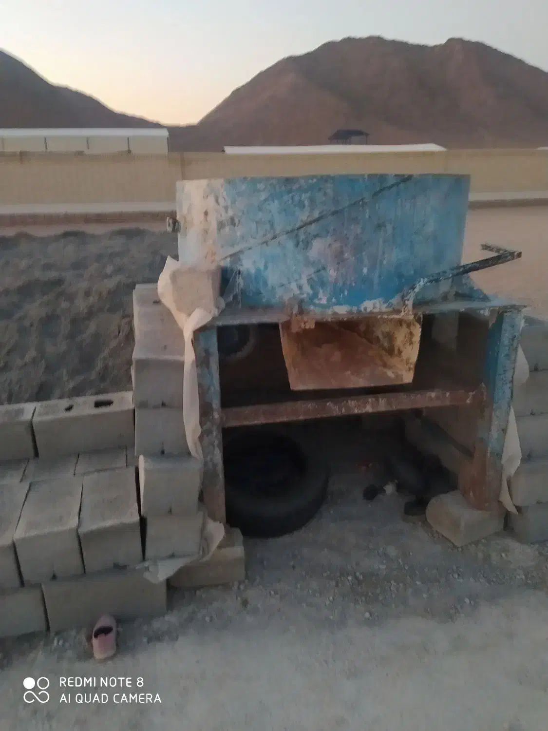 بلوک سیمانی دیواری ته پر|مصالح و تجهیزات ساختمان|یزد, |دیوار