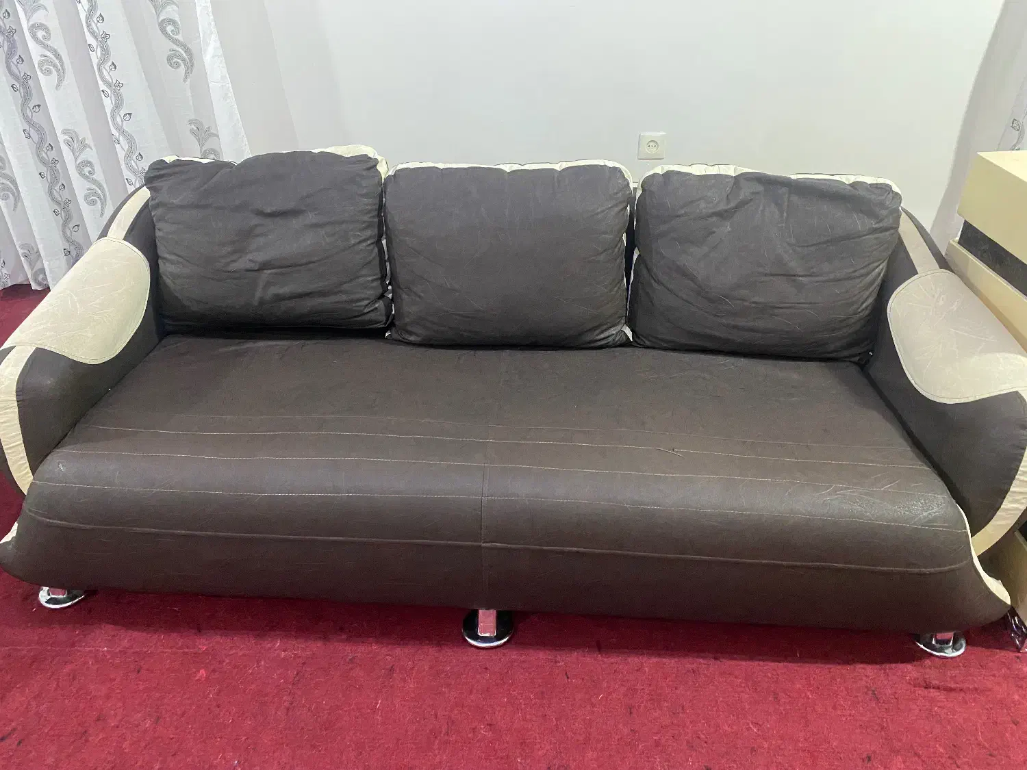 مبل چرم|مبلمان خانگی و میز عسلی|خوی, |دیوار