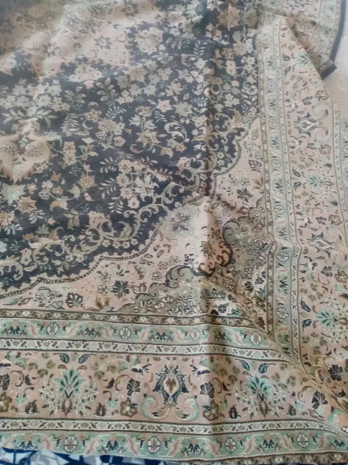 فرش وتشک|فرش|قائن, |دیوار