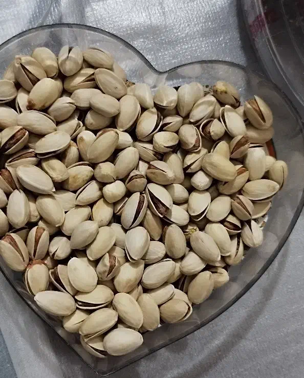 خوردنی|خوردنی و آشامیدنی|قم, چهار امامزاده|دیوار