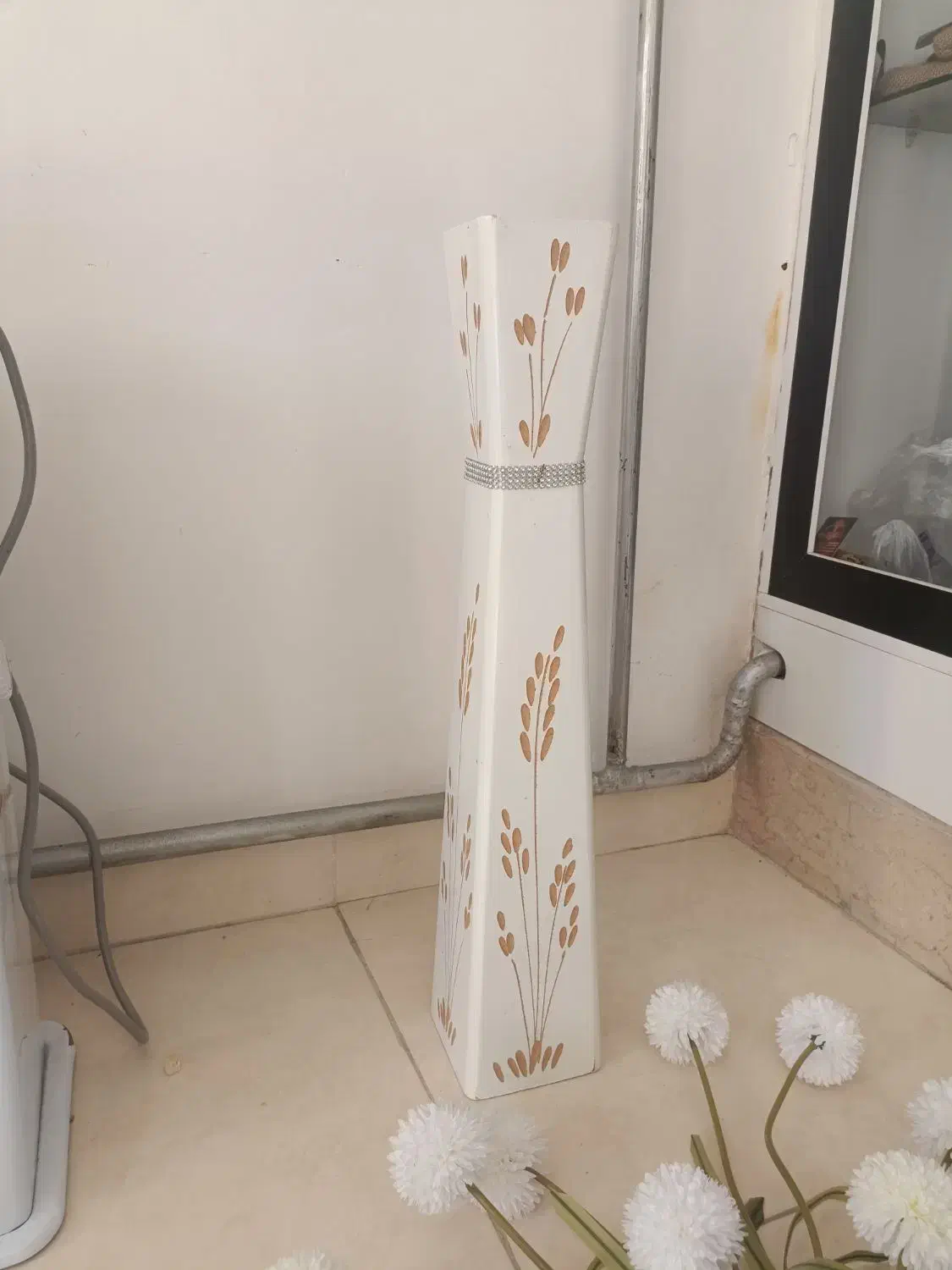 سه شاخه گل و گلدان نو|گل مصنوعی|ماکو, |دیوار