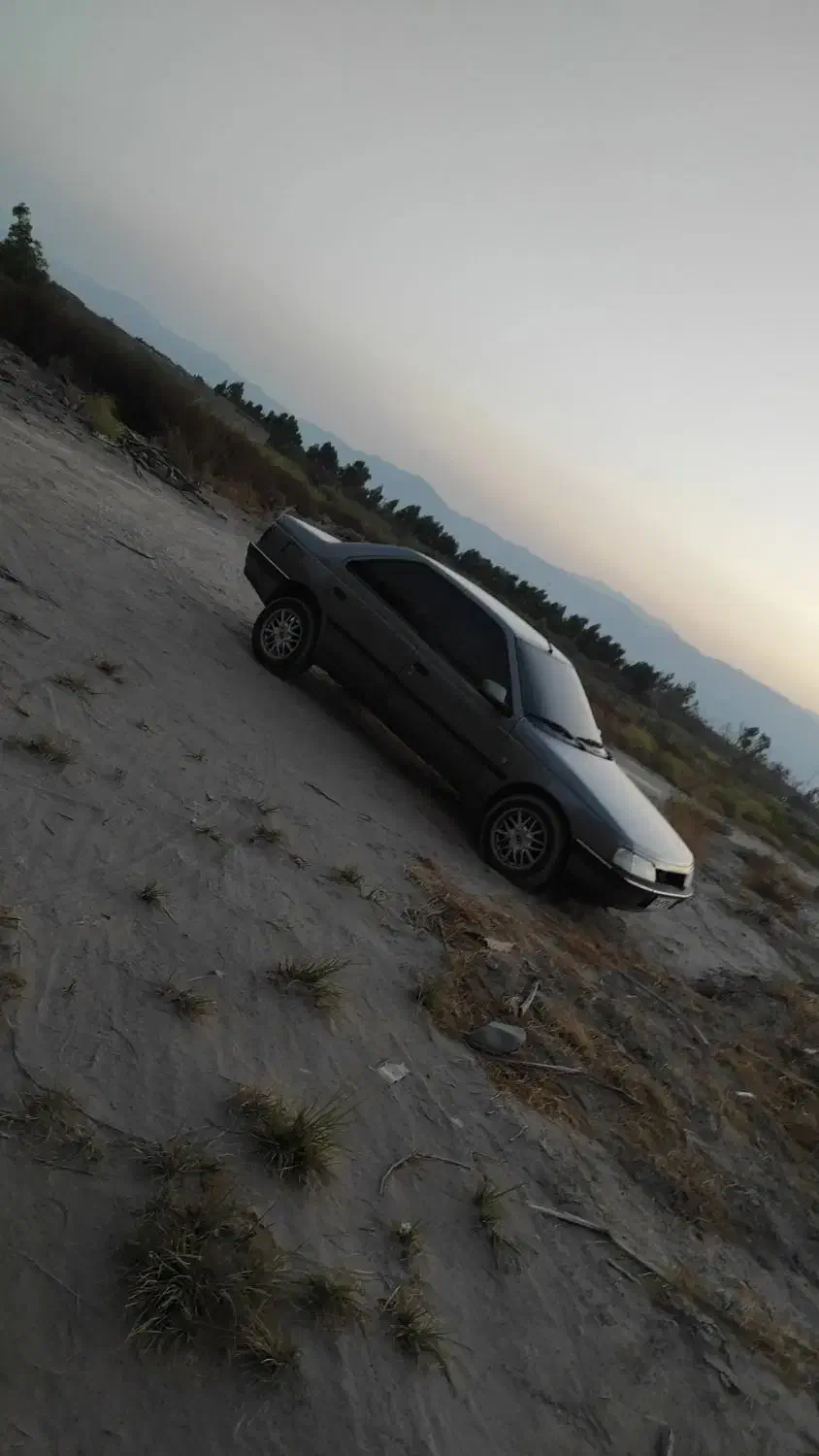 ماشین دور رنگ شاسی پلم کمرش سالم نشکسته|خودرو سواری و وانت|جیرفت, |دیوار