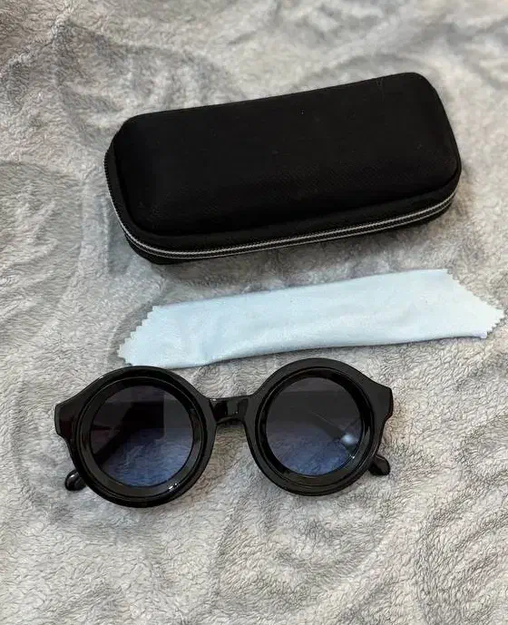 عینک آفتابی لویی ویتون|زیورآلات و اکسسوری|یاسوج, |دیوار