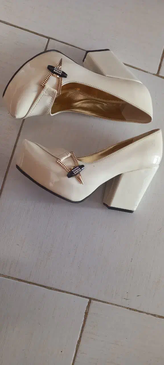 کفش مجلسی سایز 37|کیف، کفش، کمربند|اصفهان, شهرک کاوه|دیوار