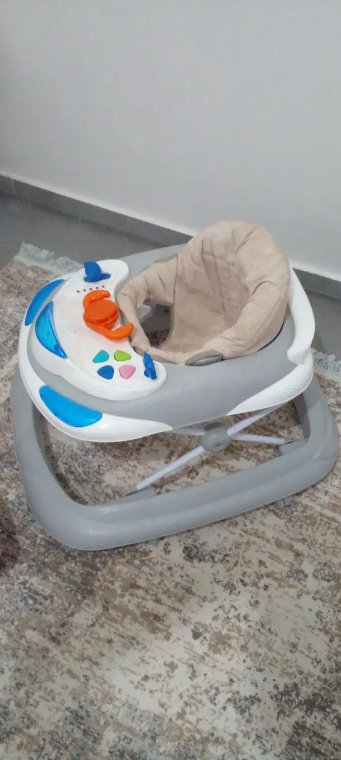 چهار قلم باهم|کالسکه و لوازم جانبی|شیروان (خراسان), |دیوار