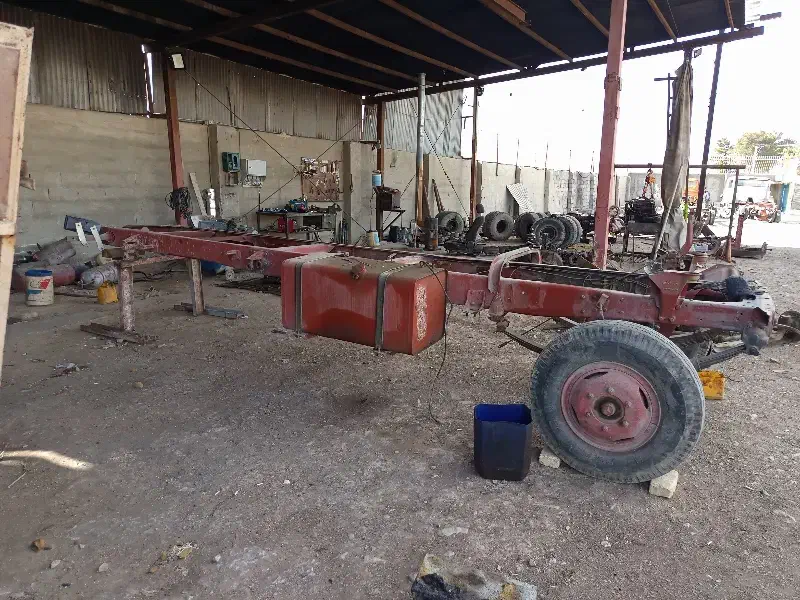 شاسی خاور|قطعات یدکی و لوازم جانبی|فلاورجان, |دیوار