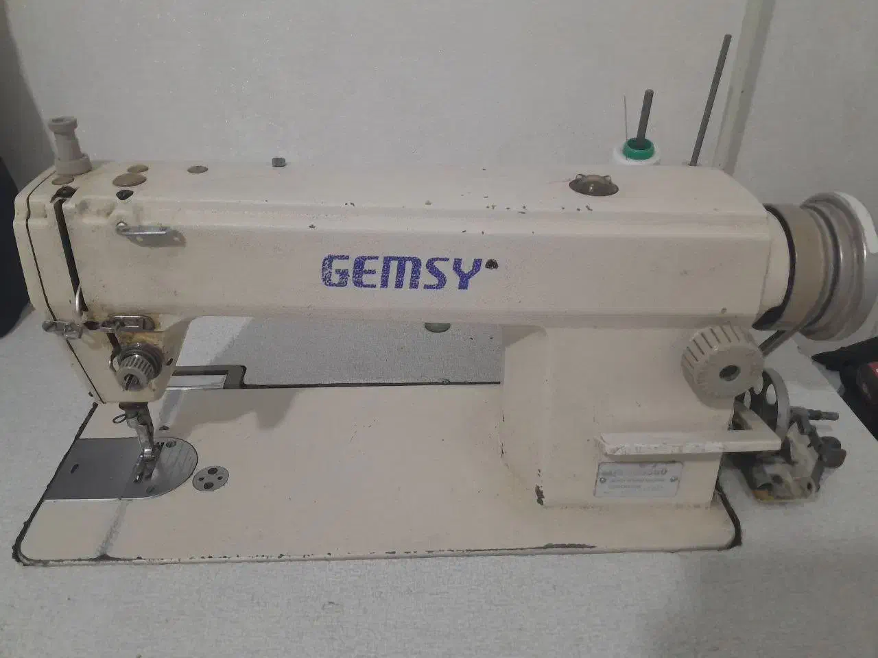 چرخ راسته دوز GEMSY|چرخ خیاطی و ریسندگی|تربت‌حیدریه, کلاته توکلی|دیوار