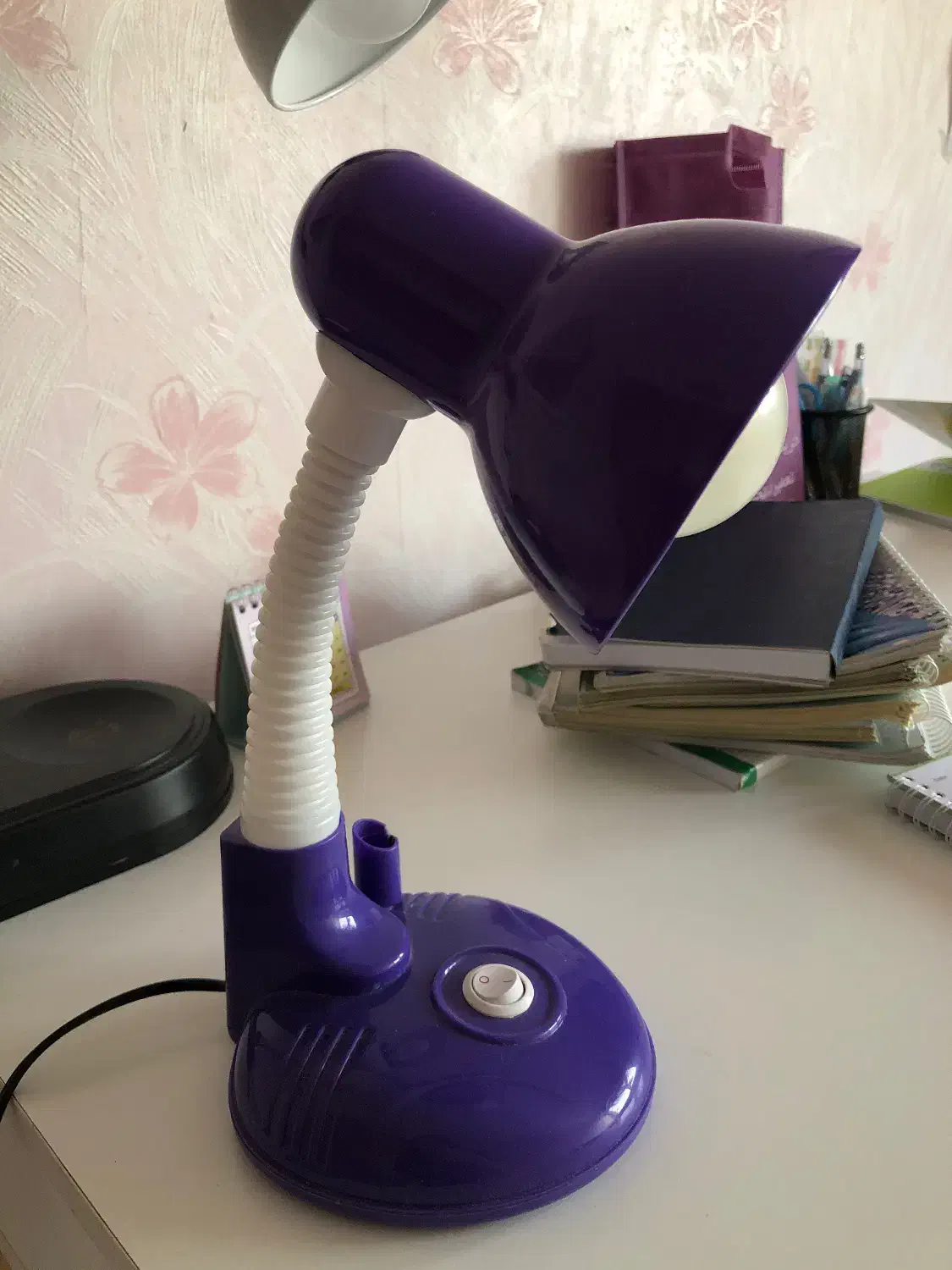 چراغ مطالعه|لوازم التحریر|گلبهار, شهر جدید گلبهار|دیوار